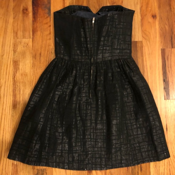 Party Dress! - Picture 2 of 8